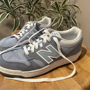 New Balance 480 Blue and White Sneakers